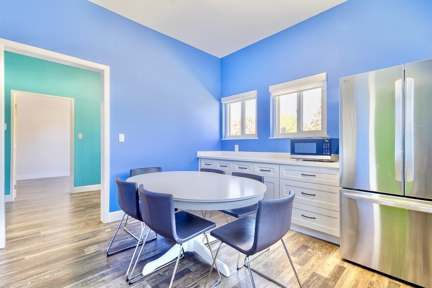 More Photos Of 4044 Mayette Ave, Santa Rosa Schools For Sale
