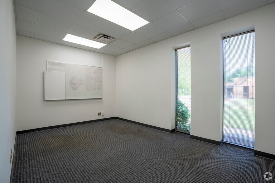 More Photos Of 1100 Eisenhower Pl, Ann Arbor Research And Development For Sale
