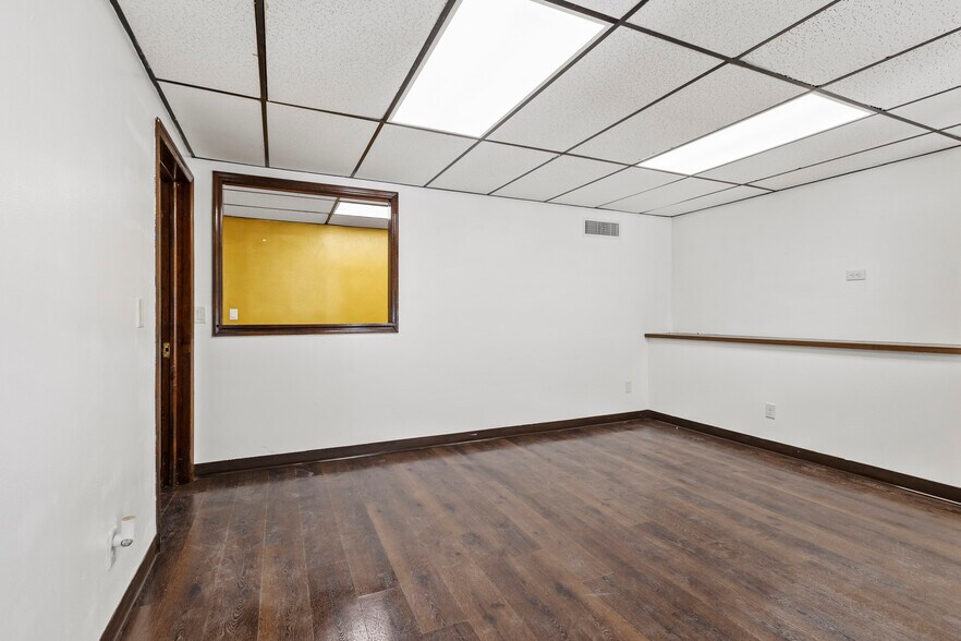 More Photos Of 108 N Depot Dr, Fort Pierce Office Residential For Lease