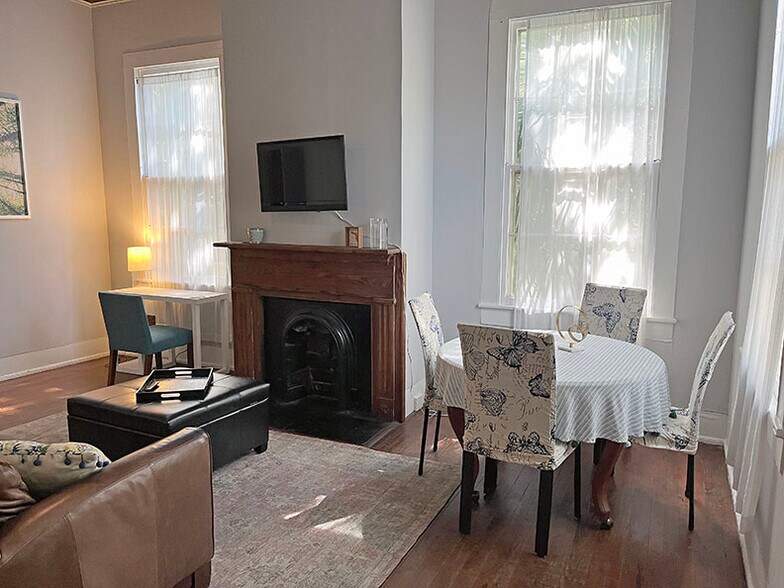 More Photos Of 522 N 7th Ave, Pensacola Multifamily For Sale