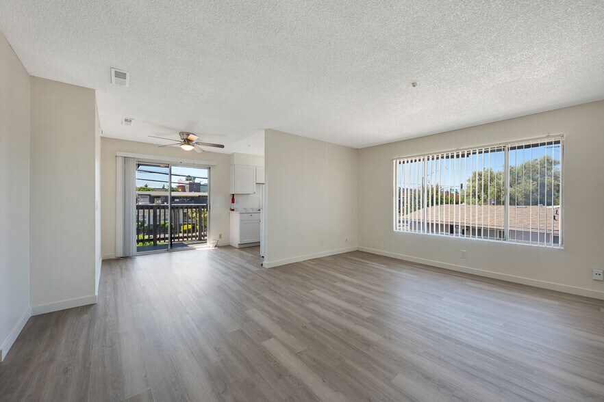 More Photos Of 1155 Evans Dr, Santa Rosa Apartments For Sale