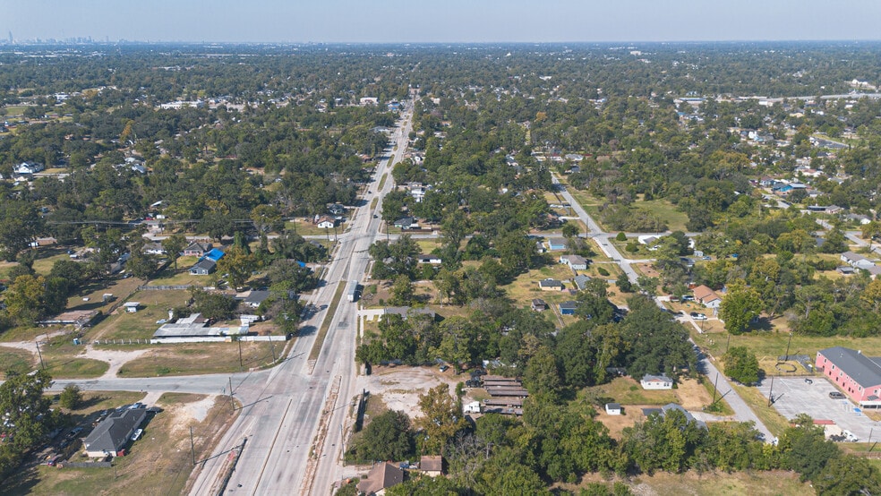 More Photos Of 7517 Ley Rd, Houston Land For Sale