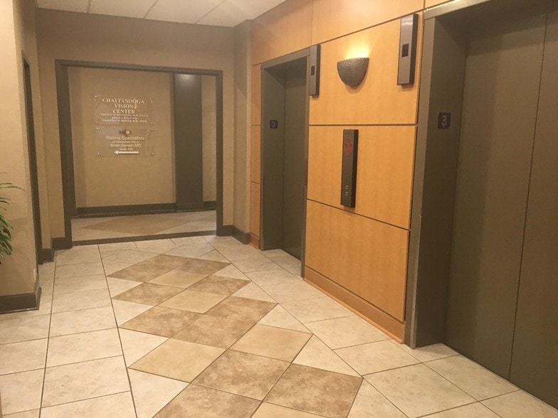 More Photos Of 2158 Northgate Park Ln, Chattanooga Medical For Lease