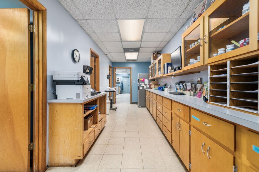 More Photos Of 3431 Waterlick Rd, Lynchburg Veterinarian Kennel For Sale
