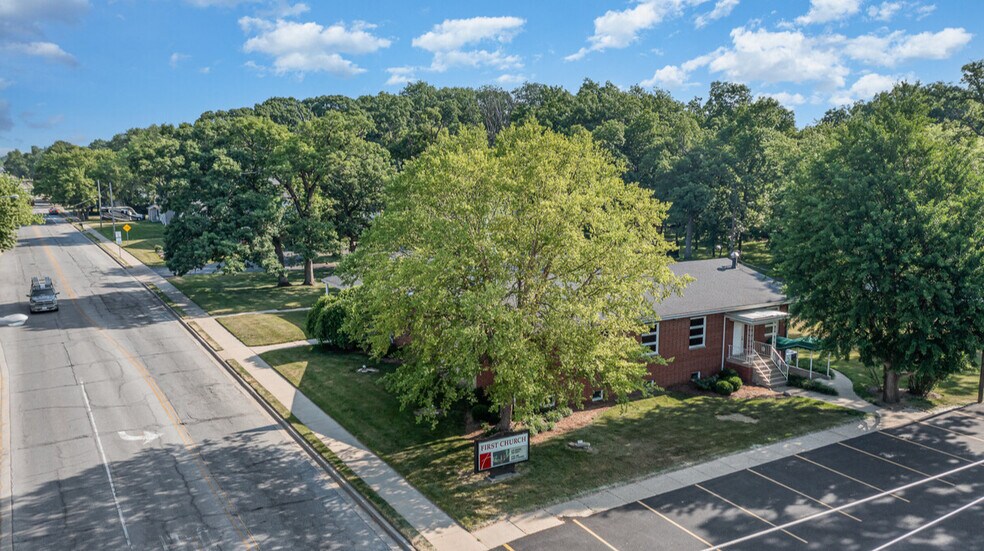 More Photos Of 939 S Wisconsin St, Hobart Religious Facility For Sale