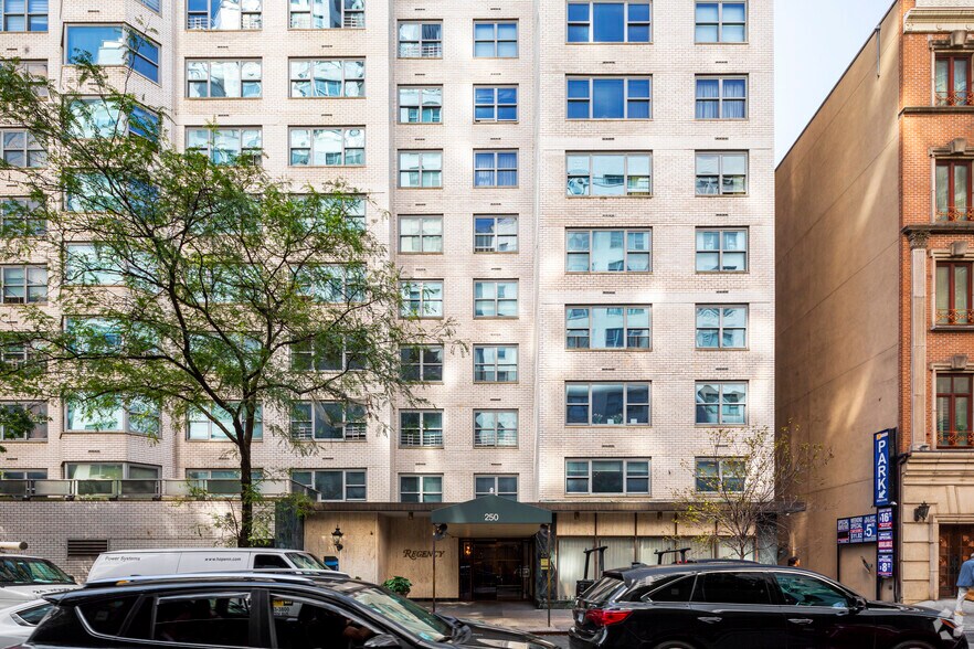 More Photos Of 1183-1191 2nd Ave, New York Apartments For Lease