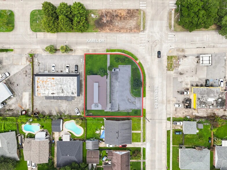 More Photos Of 3500 Kabel Dr, New Orleans Medical For Sale