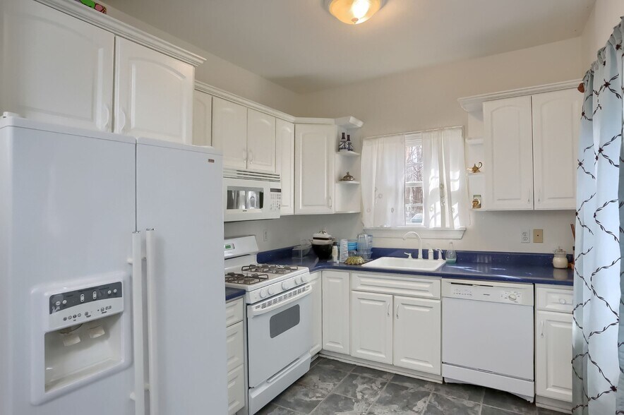 More Photos Of 132 Peppergrass Rd, Baden Lodge Meeting Hall For Sale