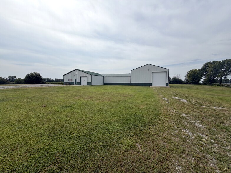 More Photos Of 26274 Highway H, Marshall Distribution For Sale