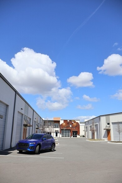 More Photos Of 2051 Gandy, Saint Petersburg Self Storage For Sale
