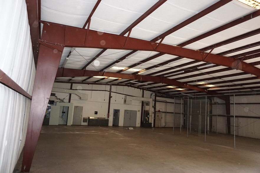 More Photos Of 637 Triumph Ct, Orlando Warehouse For Sale