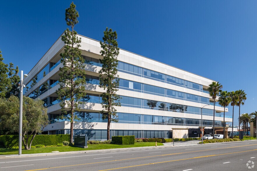More Photos Of 2301-2321 Rosecrans Ave, El Segundo Office For Lease