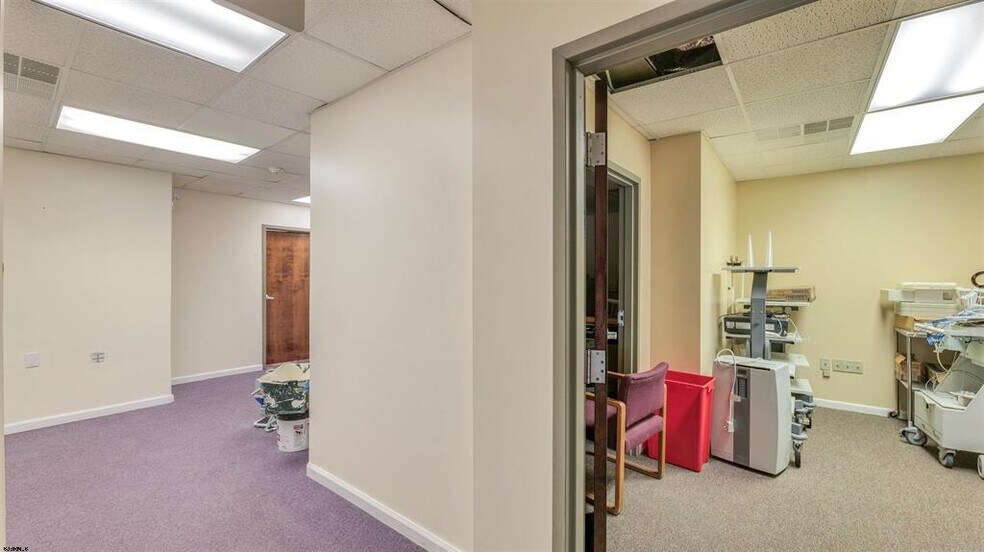 More Photos Of 301-305 Central Ave, Egg Harbor Township Medical For Lease