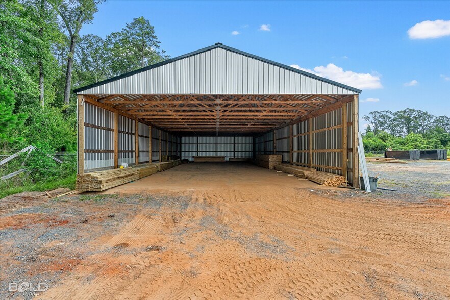 More Photos Of 150 Frontage Rd, Minden Warehouse For Sale
