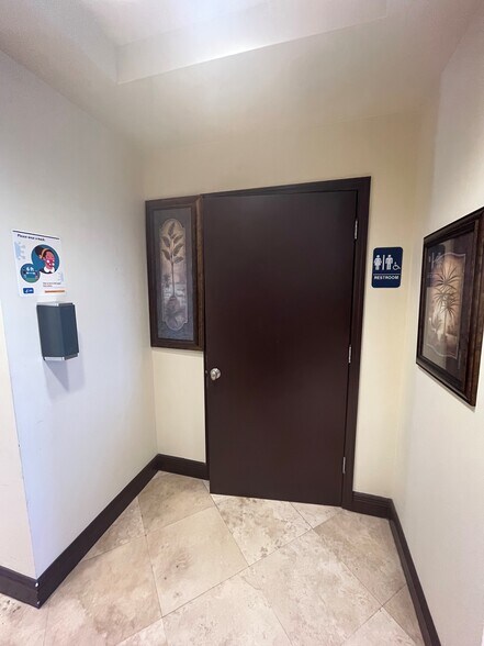 More Photos Of 2605 W Atlantic Ave, Delray Beach Office For Lease