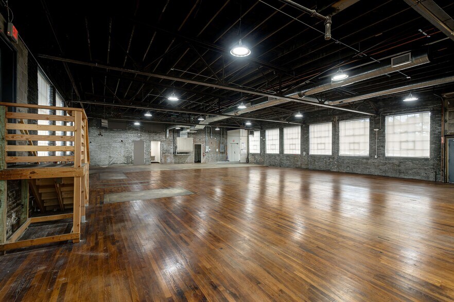 More Photos Of 600 Main St, Nashville Loft Creative Space For Lease