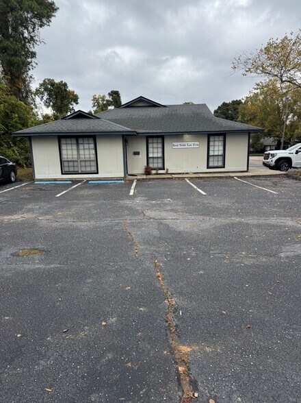 More Photos Of 5114 Yadkin Rd, Fayetteville Office For Sale
