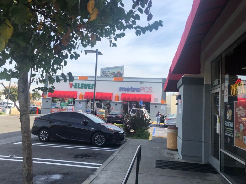 More Photos Of 3018 W Manchester Blvd, Inglewood Storefront Retail Office For Lease