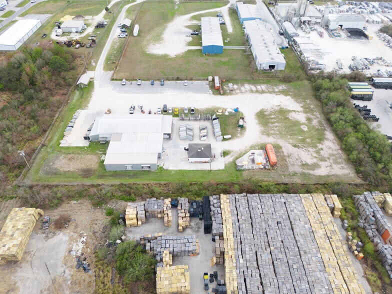 More Photos Of 4330 Maine Ave, Lakeland Land For Lease