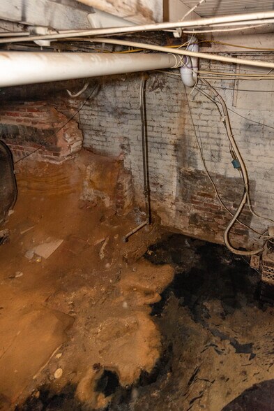 More Photos Of 1538 Light St, Baltimore Storefront Retail Residential For Sale