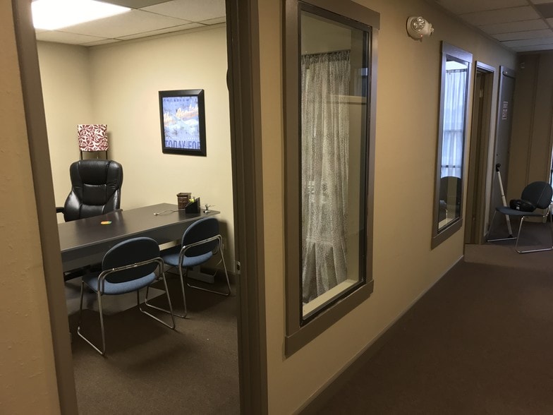More Photos Of 1545 N Texas St, Fairfield Coworking Space