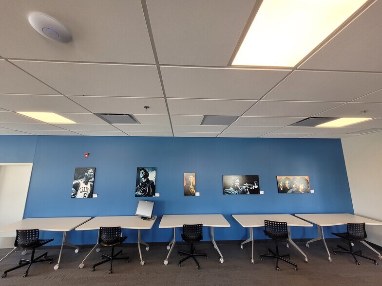 More Photos Of 23 Riverside Dr, Okotoks Schools For Lease