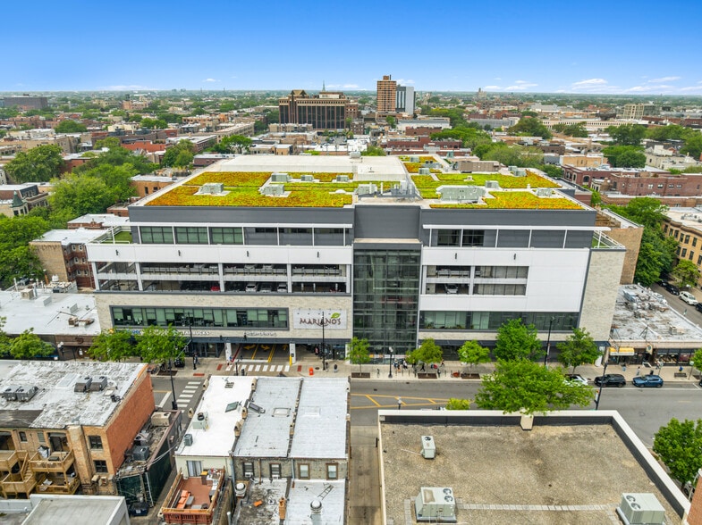 More Photos Of 3030 N Broadway St, Chicago Storefront For Sale
