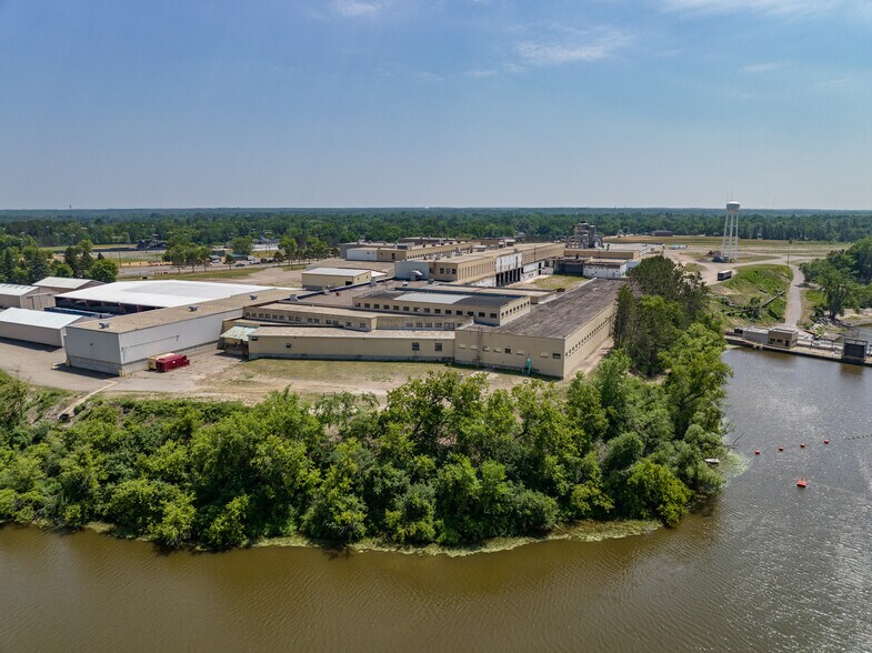 Primary Photo Of 1801 Mill Ave NE, Brainerd Warehouse For Lease