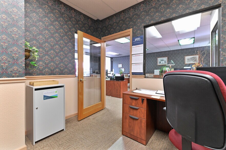 More Photos Of 1111 Dunbar Rd, Arnold Office For Sale