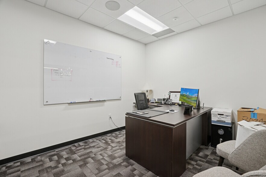 More Photos Of 11591 217th Ave NW, Elk River Office For Lease