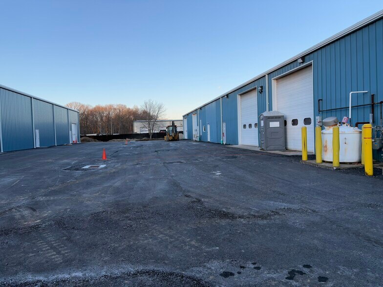 More Photos Of 115 Leonard Dr, Groton Service For Lease