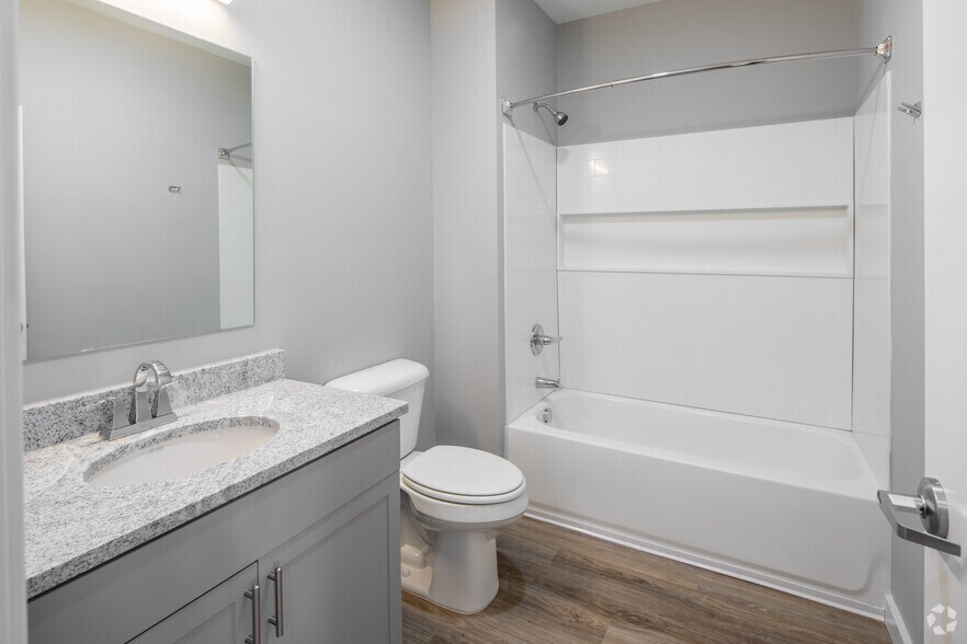More Photos Of 4040 Travis Dr, Nashville Apartments For Sale