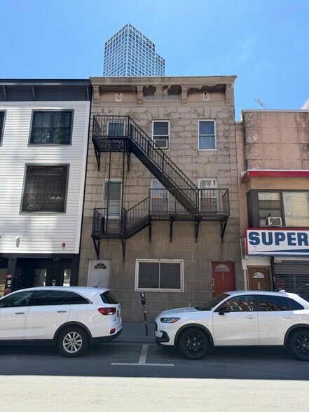More Photos Of 635 Newark Ave, Jersey City Storefront Retail Residential For Lease