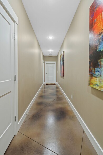 More Photos Of 201 Graves Rd, Goodlettsville Office For Sale