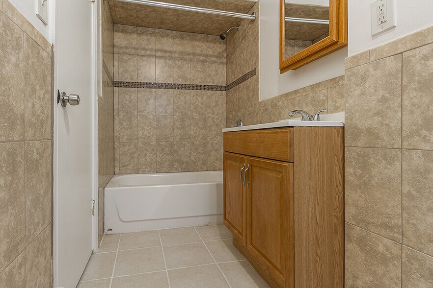 More Photos Of 16 Weldon St, Jersey City Multifamily For Sale