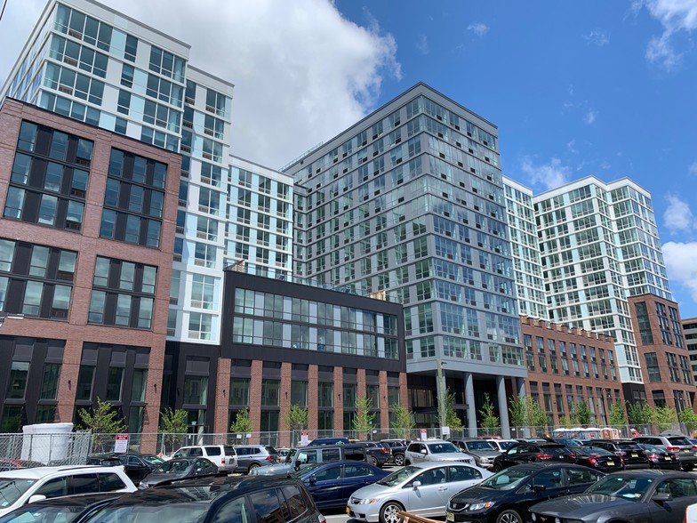 More Photos Of 770 Jackson St, Hoboken Apartments For Lease