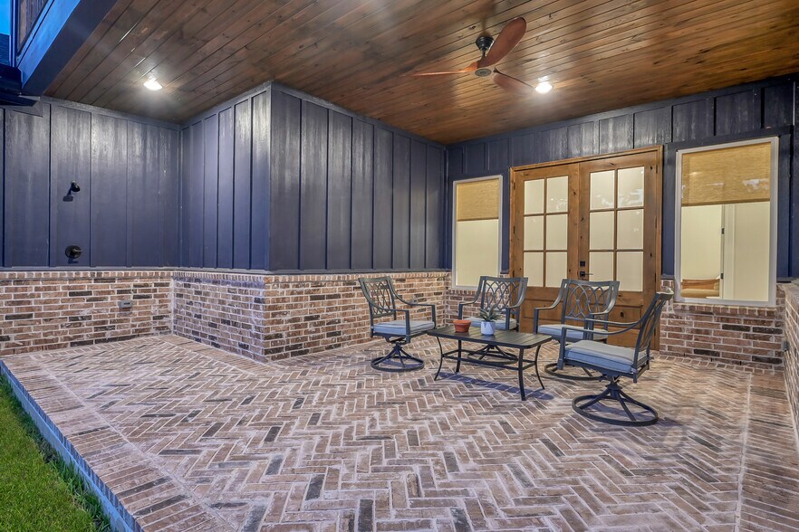 More Photos Of 15937 Stagecoach Rd, Stagecoach Specialty For Sale