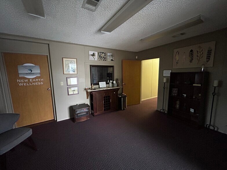 More Photos Of 134 Depot St, Bryson City Office Residential For Lease
