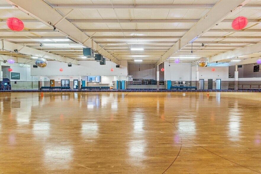 More Photos Of 3174 Salem Rd SE, Conyers Flex For Sale