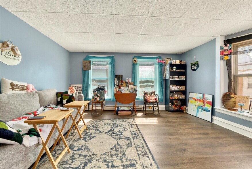 More Photos Of 9 S Main St, Manchester Storefront Retail Residential For Sale