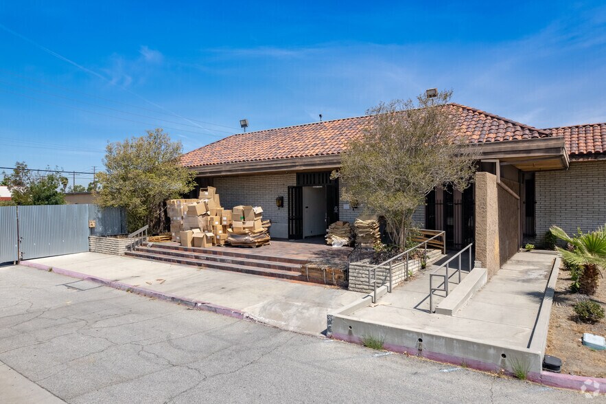 More Photos Of 1731 W San Bernardino Rd, West Covina Warehouse For Sale