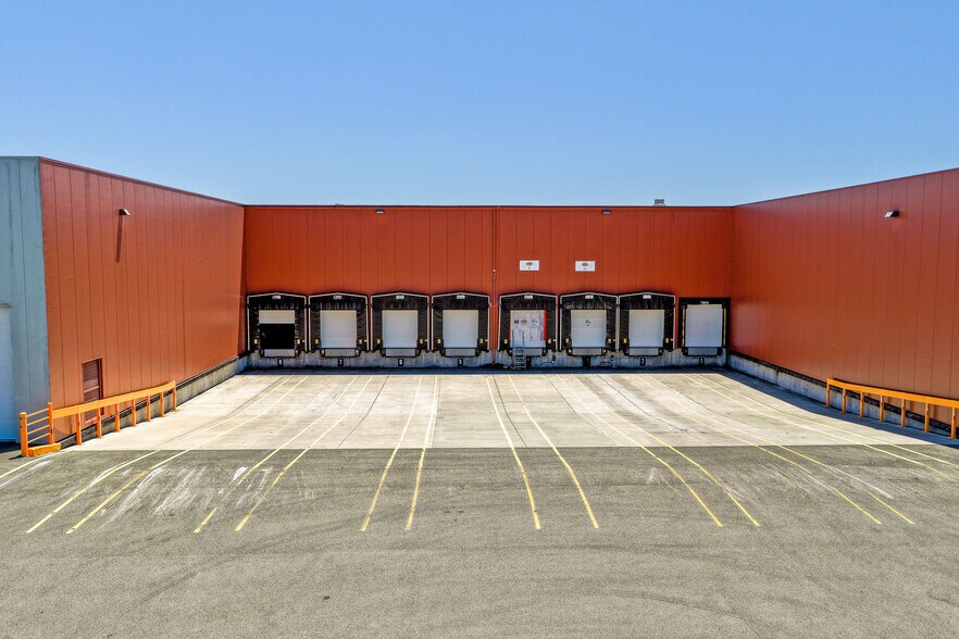 More Photos Of 22020 Carneros Vineyard Way, Sonoma Warehouse For Lease