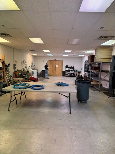 More Photos Of 2326 N Perkins Rd, Stillwater Service For Lease
