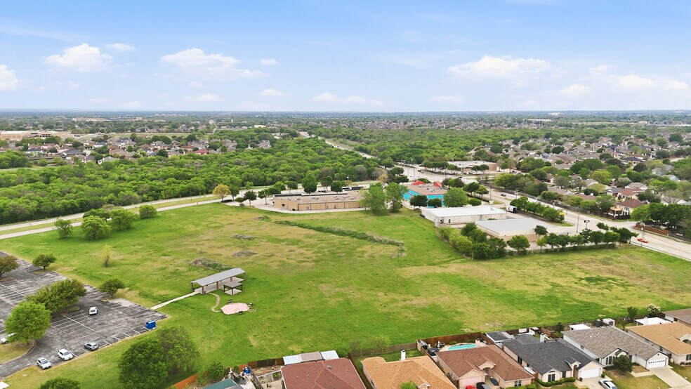 More Photos Of 2045 SE Green Oaks Blvd, Arlington Land For Sale