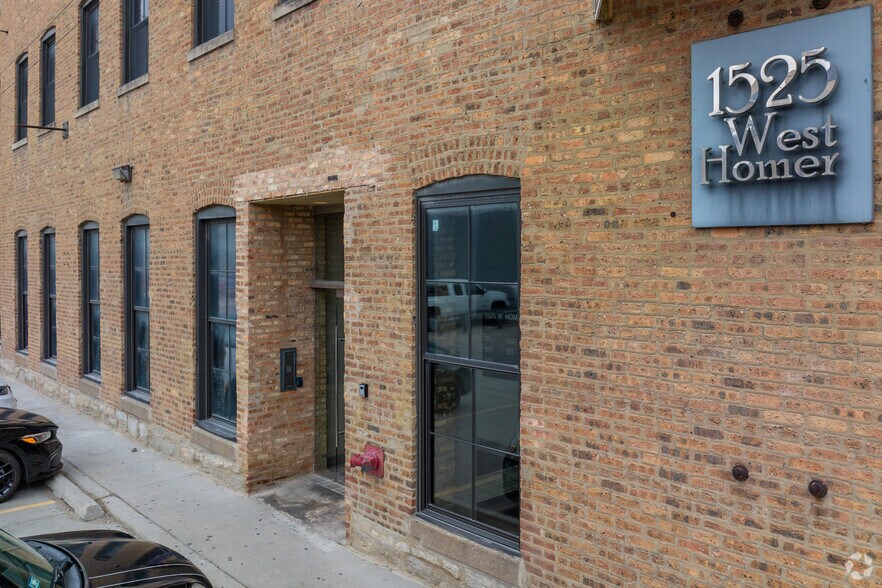 More Photos Of 1525 W Homer St, Chicago Loft Creative Space For Sale
