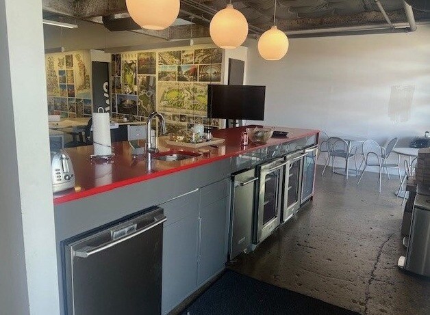 More Photos Of 2001 Irving Blvd, Dallas Research And Development For Sale