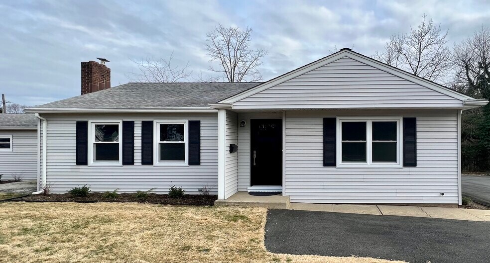 218 Navesink River Rd, Red Bank, NJ 07701 Office For Sale