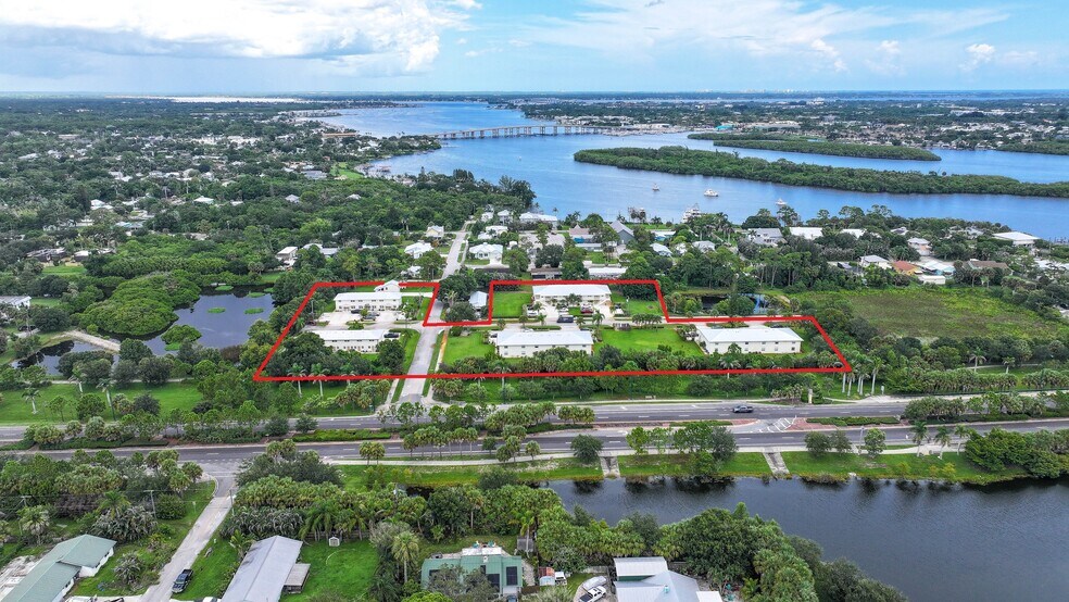 More Photos Of 604 SW 35th St, Palm City Apartments For Sale