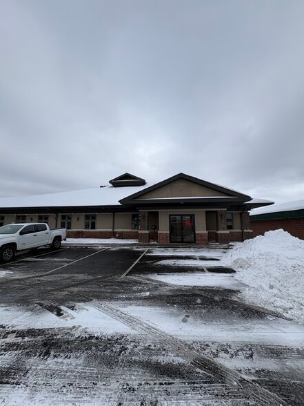 Primary Photo Of 4257 Southtowne Dr, Eau Claire Office For Lease