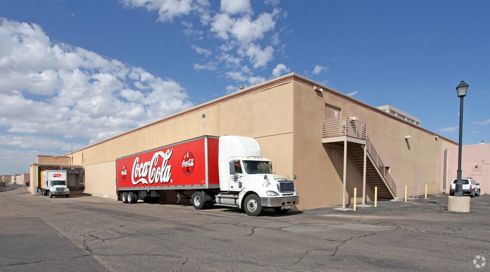 More Photos Of 6000-6200 Coors Blvd, Albuquerque Unknown For Lease